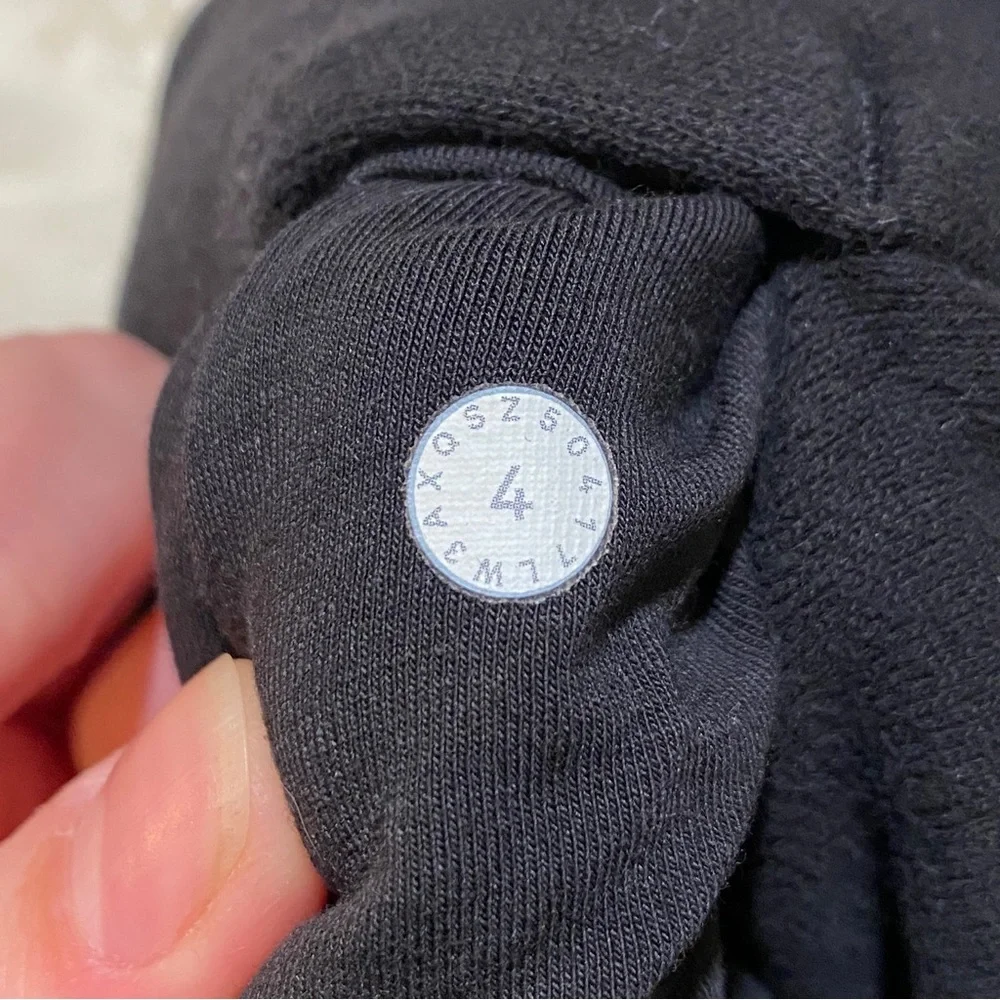 lululemon | Floral Flock Pullover Black Velvet Terry 1/4 Zip Sweater Size 4